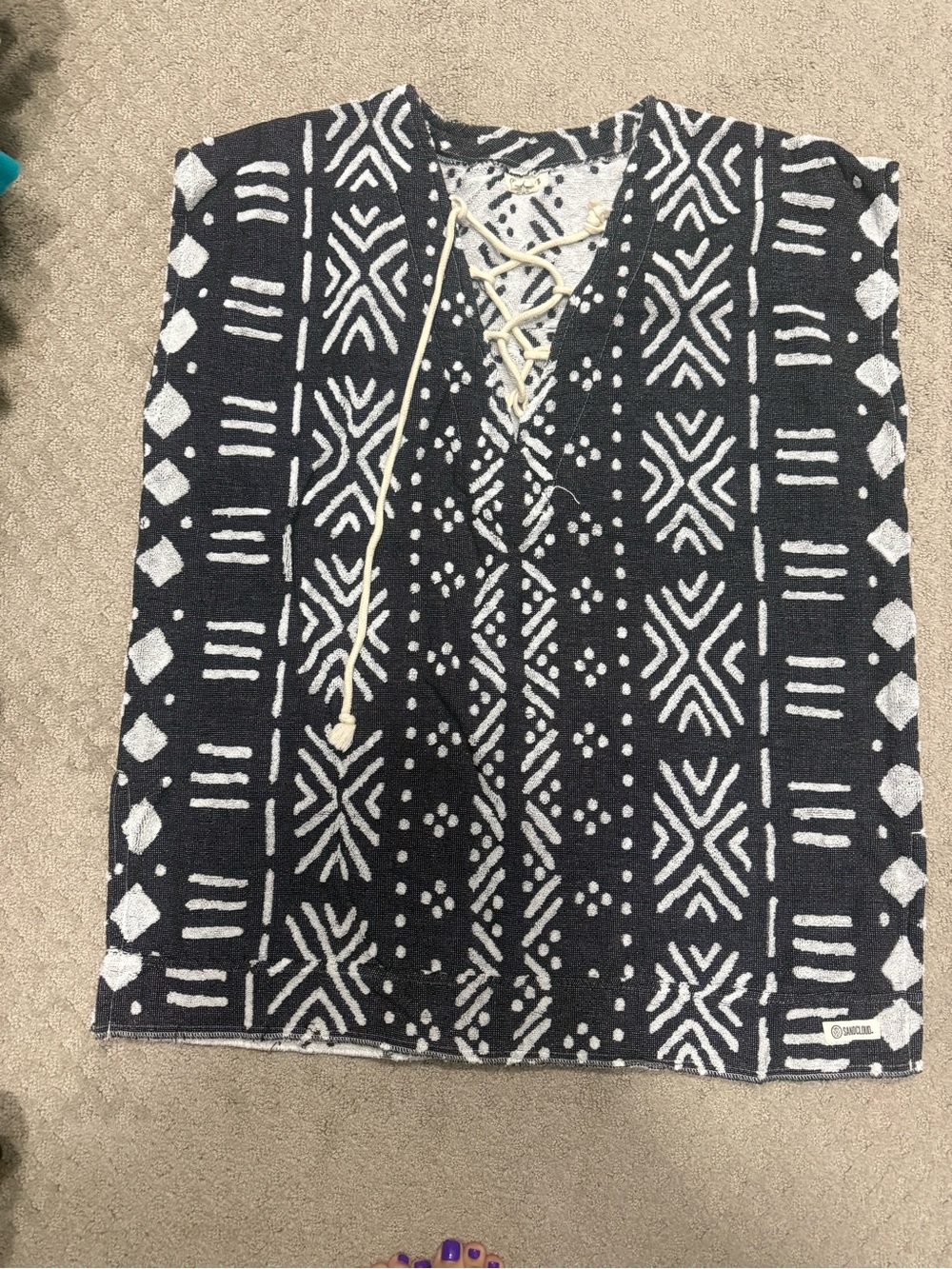 SandCloud Black & White Pattern Beach Poncho